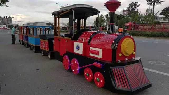 游樂小火車