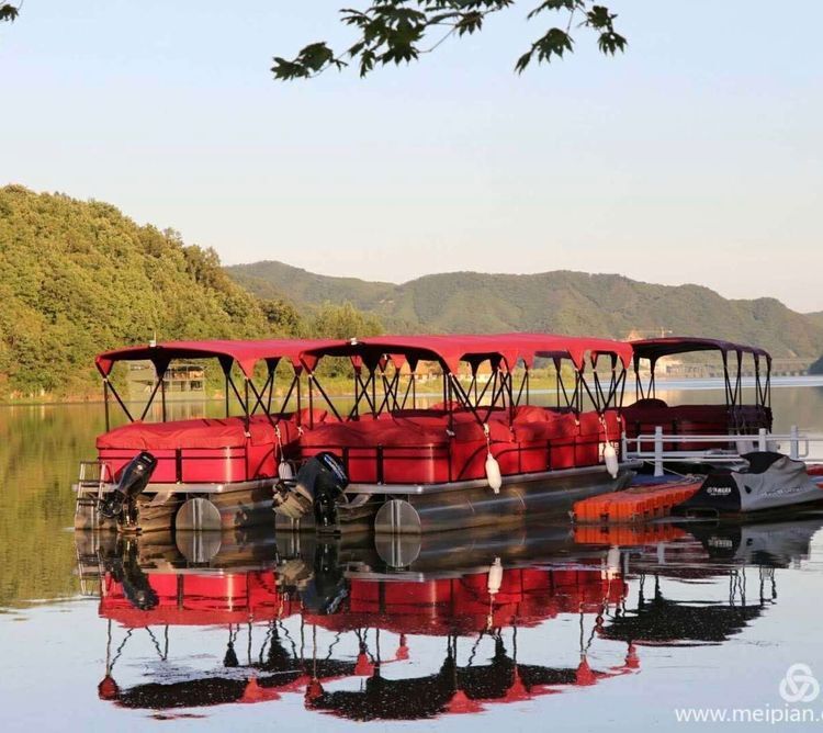 水上樂(lè)隊(duì)