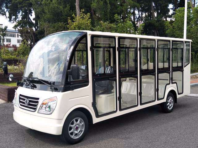 14座全封閉電動(dòng)觀光車-透明門 14座全封閉電動(dòng)觀光車-透明門